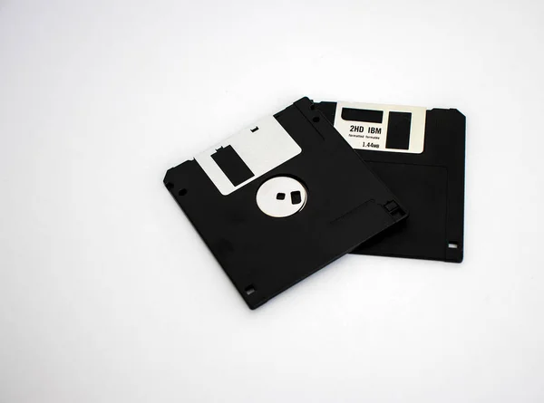 Oude Diskettes Witte Achtergrond Binnenshuis — Stockfoto