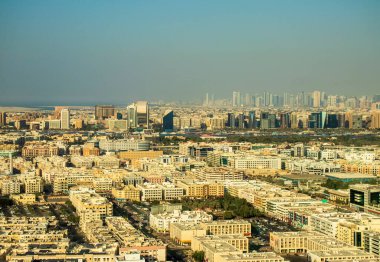 Eski Dubai şehrinin gerçek manzarası. BAE. Açık havada..