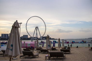 Dubai, Dubai 'deki Meraas yakınlarında bulunan dünyanın en uzun dönme dolabı Ain Dubai.