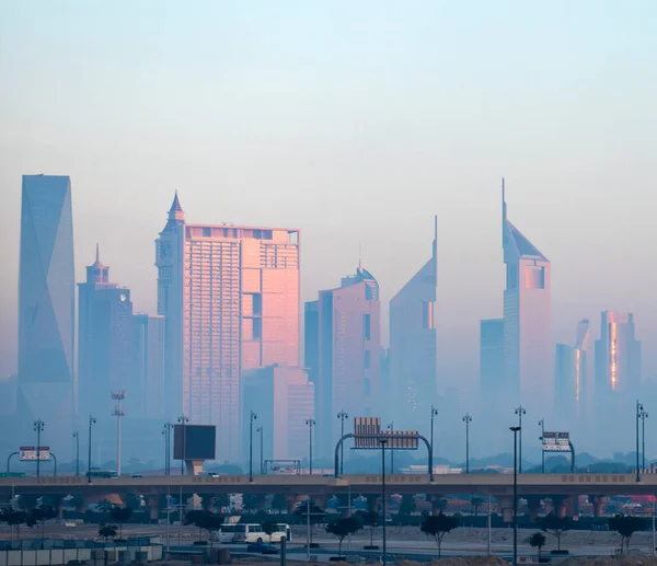 Dubai Emirados Árabes Unidos 2021 Paisagem Urbana Subindo Nevoeiro — Fotografia de Stock