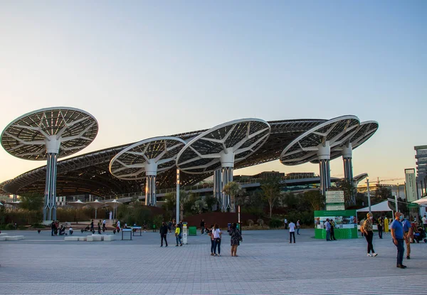 ドバイ アラブ首長国連邦 2021 Expo 2020の持続可能性パビリオンのメインエントランス — ストック写真