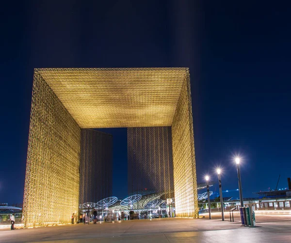 Dubai, BAE - 01.30.2021 EXPO 2020 'nin sürdürülebilirlik pavyonunun ana girişi