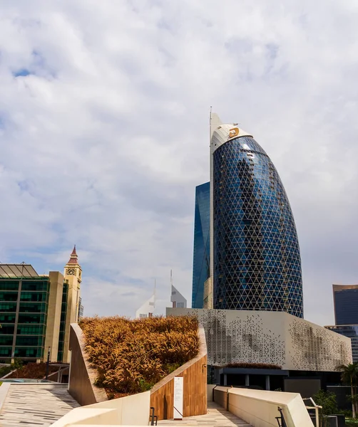 Dubai, BAE - 02.25.2021 Park Kuleleri Dubai Uluslararası Finans Merkezi.