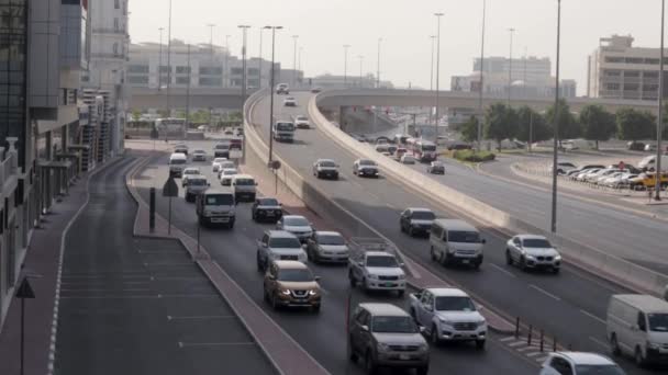 Dubai Uae 2021 Ранковий Трафік Районі Дейри Вулиці — стокове відео
