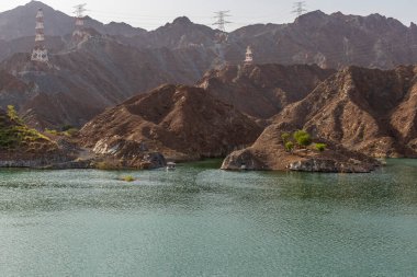 Şeriat Emirliğinde El Rafisah Barajı 'nı çevreleyen dağlar