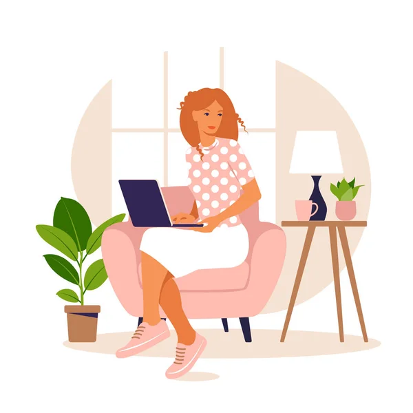 Menina com laptop na cadeira. Freelance ou conceito de estudo. Ilustração bonito em estilo plano. — Vetor de Stock