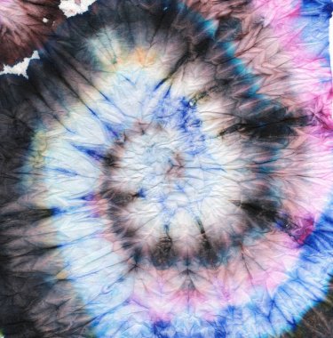 Gökkuşağı kravat boyası. Die Spiral Doku. Eski Renkli Sanat Etkisi. 1970 'lerin kravat boyası. Bohem Havalı Sanatlar. Beyaz Boyalı Kıyafet Baskısı. Yuvarlak Ölüm 1960. Eski Renk.