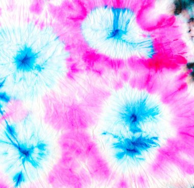 Kırmızı kravat boyası. Boyalı Hippi Sanatı. Tekstil Boho Boyama Tasarımı. 1970 'lerin kravat boyası. Psikedelik Eğlence Tasarımı. Mavi Boyalı Şehir Kumaşı. Peace Tye 70 'ler. Ikat Barış.