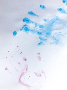 Çocukluk dönemi avuç içi izi. Genç Çeşitli Sanatlar. Palmiye Rengi Arkaplanı. Yenidoğan Gülüşü Renkli Boya. El Genişliği Çeşitli İzler.