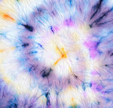 Ikat Tarzı Spiral Kravat Boyası. Navy Tye Ikat Fırça Sanat Eserleri. Çok renkli spiral kravat boyası. Dairesel Bohem Kalıbı. 1960 Boyalı Sanat. Gömlek 1960.