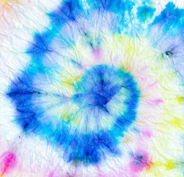 Boho Barış Sarmalı Boyası. Canlı Boyalı Ikat Kıyafet İzi. Beyaz Spiral kravat boyası. Hippi Süsleme Suluboya Kumaşı. 70 'lerin bağIı girdap sanatı. 70 'ler..