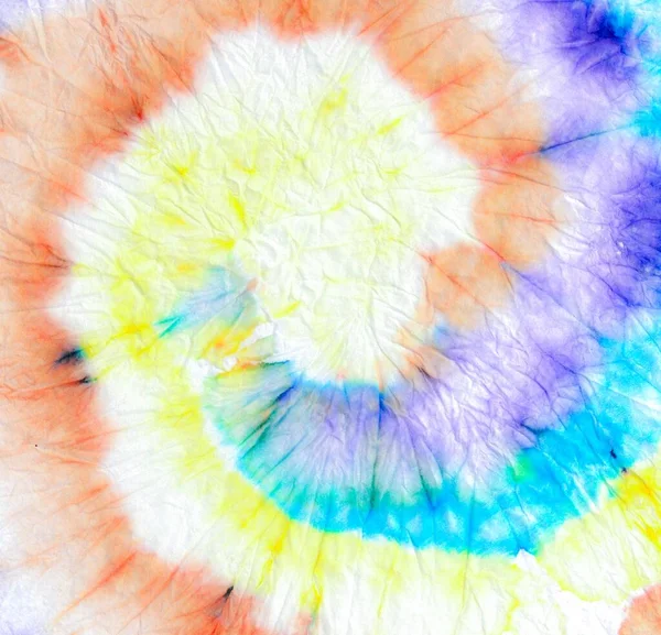 Havalı Stil Spiral Kravat Boyası. Gökkuşağı Tye Ikat çizgili desen. Pembe spiral kravat boyası. Spiral El Yapımı Parmak izi. 1970 'ler Die Circular Print. Renk 60 'lar.