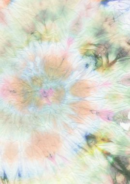 Zarif Spiral kravat boyası. Spiral Boyalı Gökkuşağı deseni. Denim Klasik Spiral Kravat Boyası. Eğlenceli kadınsı renk sanatı. Yıkanmış Boyalı Barış Tasarımı. Tekstil Spiral Kravat Boyası.