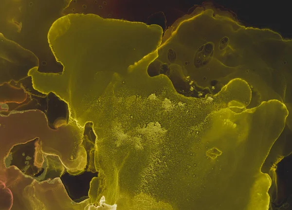 Alkol Mürekkebi Sanatı. Akış Zarif Yazdırma. İpek Sıçrama dokusu. Zeytinyağı Alkol Mürekkebi Sanatı. İnce izole edilmiş çizgili arka plan. Zarif desen. Hassas Gri Alkol Mürekkep Sanatını Karıştır. 