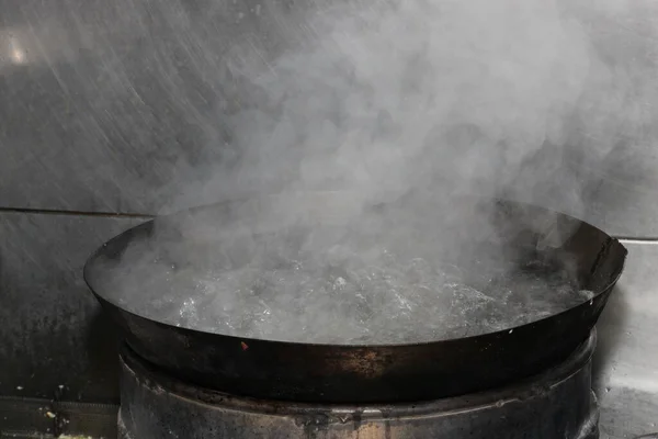 White Steam Smoke Cooking Pot Stove Restaurant Kitchen — Stock Photo, Image