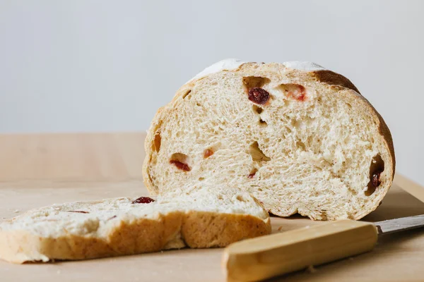 Gehele korrel brood met cranberry — Stockfoto