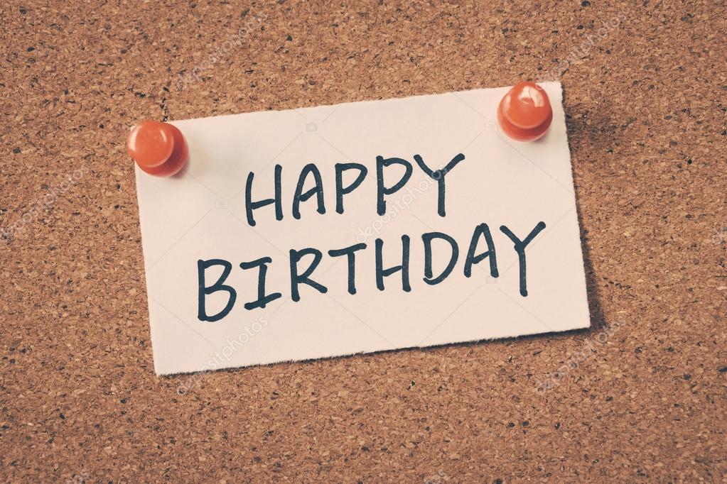 Joyeux Anniversaire Epingle Sur Le Tableau D Affichage Image Libre De Droit Par Sean4 C