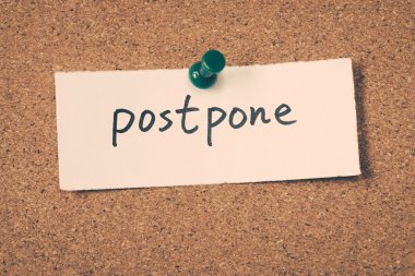 bülten tahtası üzerinde pinned Not ertelemek