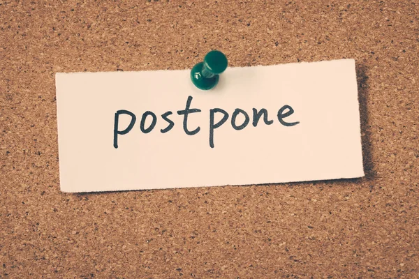 bülten tahtası üzerinde pinned Not ertelemek