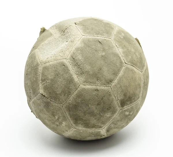 Старый футбол или футбол на белом фоне изолированы — стоковое фото