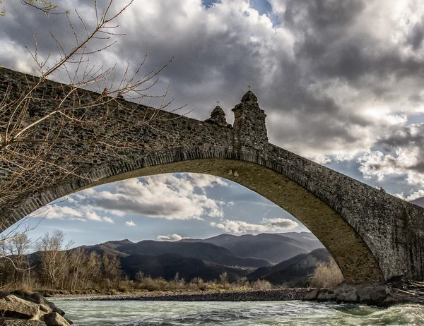 Ponte medieval — Fotografia de Stock
