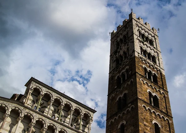 Lucca cathedral facade 02 — Stock Photo, Image