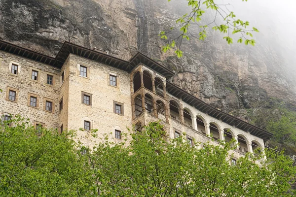 Sumela monastery clings to the mountainside near Trabzon, Turkey — Stock Photo, Image