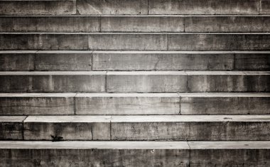 Eski taş merdiven, yukarı ve aşağı zarar