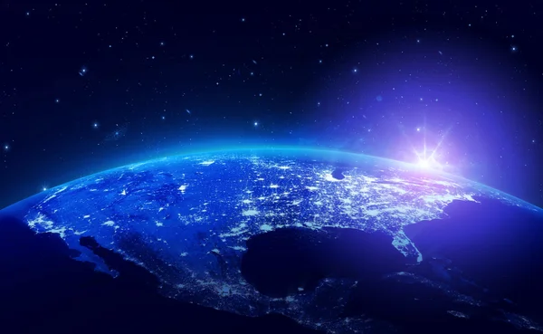 Ziemia w nocy z światła miasta (Elementy tego zdjęcia dostarczone przez NASA) — Zdjęcie stockowe