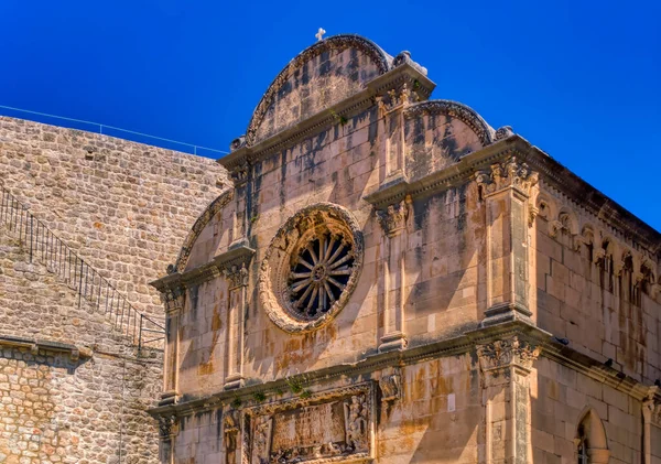 Una Vista Sobre Parte Parte Frontal Iglesia Medieval Dubrovnik Croacia — Foto de Stock