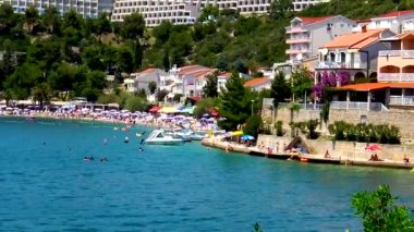 Bosna-Hersek 'teki popüler tatil beldesi Neum üzerinde hava manzarası.
