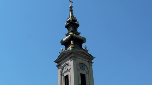 塞尔维亚贝尔格莱德市中心的塞尔维亚东正教大教堂主塔 — 图库视频影像