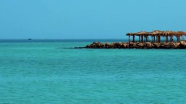 Mısır 'ın Hurghada kentindeki Kızıldeniz' de deniz manzarası.