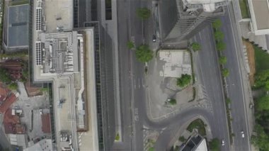 İstanbul Gökdelenleri 'nin havadan görünüşü. Türkiye 'de 4K Görüntüsü