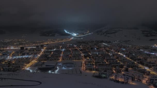 Flygfoto nattutsikt över Erzurum City Landskap. 4K-bilder i Turkiet — Stockvideo