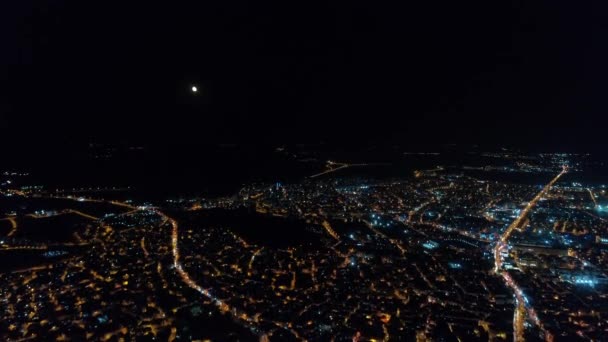 Vista aérea nocturna del paisaje de la ciudad de Edirne. Filmación 4K en Turquía — Vídeos de Stock