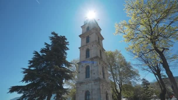 Vista de la Torre del Reloj y el Paisaje de la Ciudad de Bursa en Turquía — Vídeo de stock