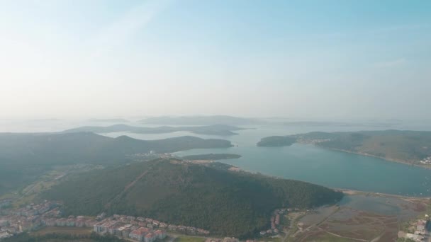 Aerial view of Ayvalik City landscape in Turkey — Vídeo de Stock