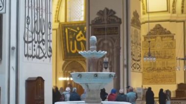 Bursa, Türkiye - 06.03.2020: Türkiye 'deki Bursa Büyük Camii