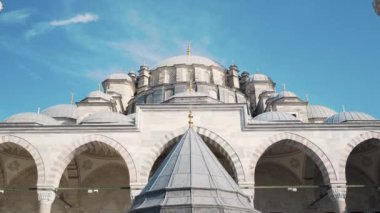 İstanbul Sultanahmet Camii ve Mavi Gökyüzü geçmişi. Türkiye 'de 4K Görüntüsü