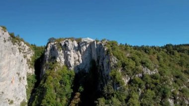 Kastamonu 'da bulunan Catak Canyon Cam Terası' nın hava manzarası.