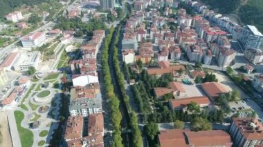 Türkiye 'de Kastamonu ilinin hava manzarası. Türkiye 'de 4K Görüntüsü