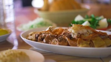 Geleneksel Türk et yemekleri Kuyu Kebabı