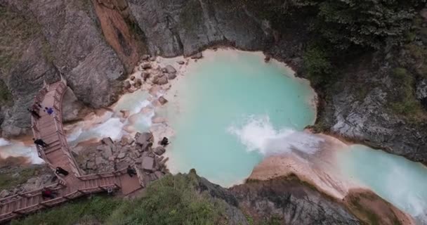 มุมมองทางอากาศของทะเลสาบสีน้ําเงินใน Giresun 4K วิดีโอในตุรกี — วีดีโอสต็อก