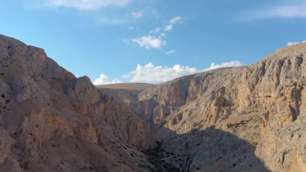Vista aérea de Sugul Canyon es Sivas. Filmación 4K en Turquía — Vídeo de stock
