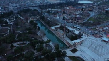 Sanliurfa 'daki Balikligol' un hava görüntüsü. Türkiye 'de 4K Görüntüsü