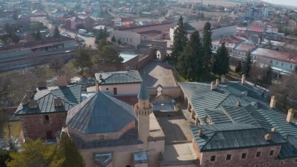 Veduta aerea della tomba di Haci Bektas Veli a Nevsehir. Filmati 4K in Turchia — Video Stock