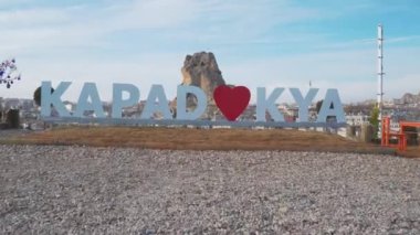 Türkiye 'deki Urgup Kapadokya manzarası. Türkiye 'de 4K Görüntüsü