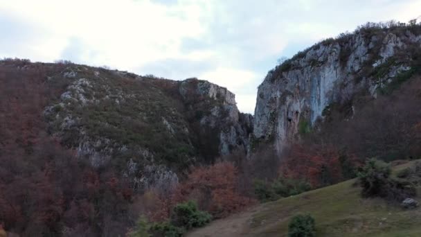 Veduta aerea del canyon Harmankaya a Bilecik. Filmati 4K in Turchia — Video Stock