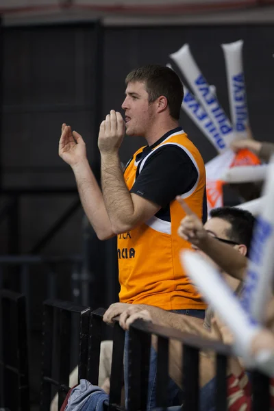 Fans during the game between Valencia Basket against Barcelona — Stock Photo, Image